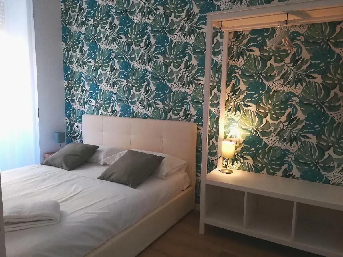 Talismano Luxury Rooms & Apartments 2*, Naples
